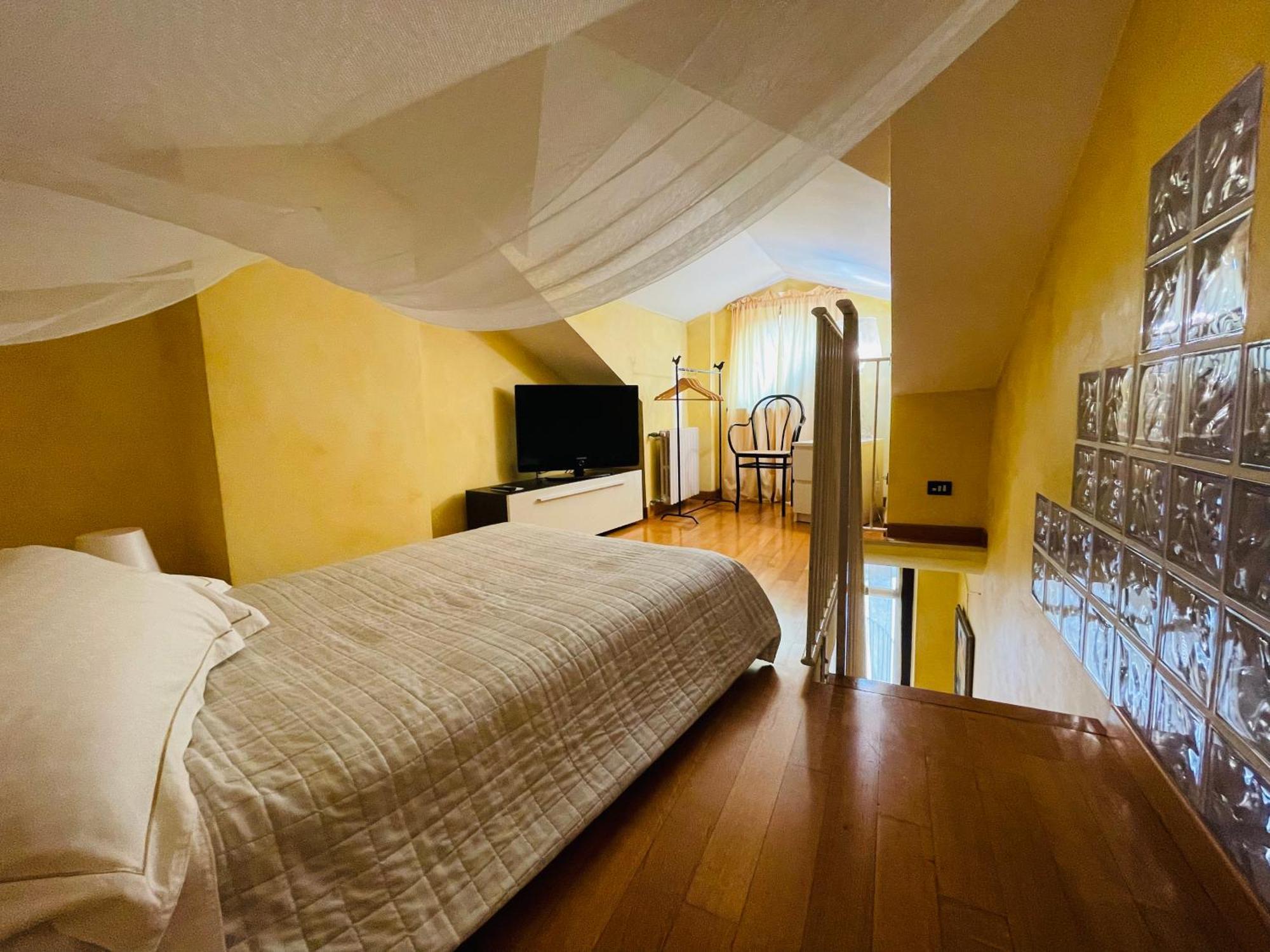 Casa Caroli, Charme E Comfort Nel Cuore Di Alba 외부 사진