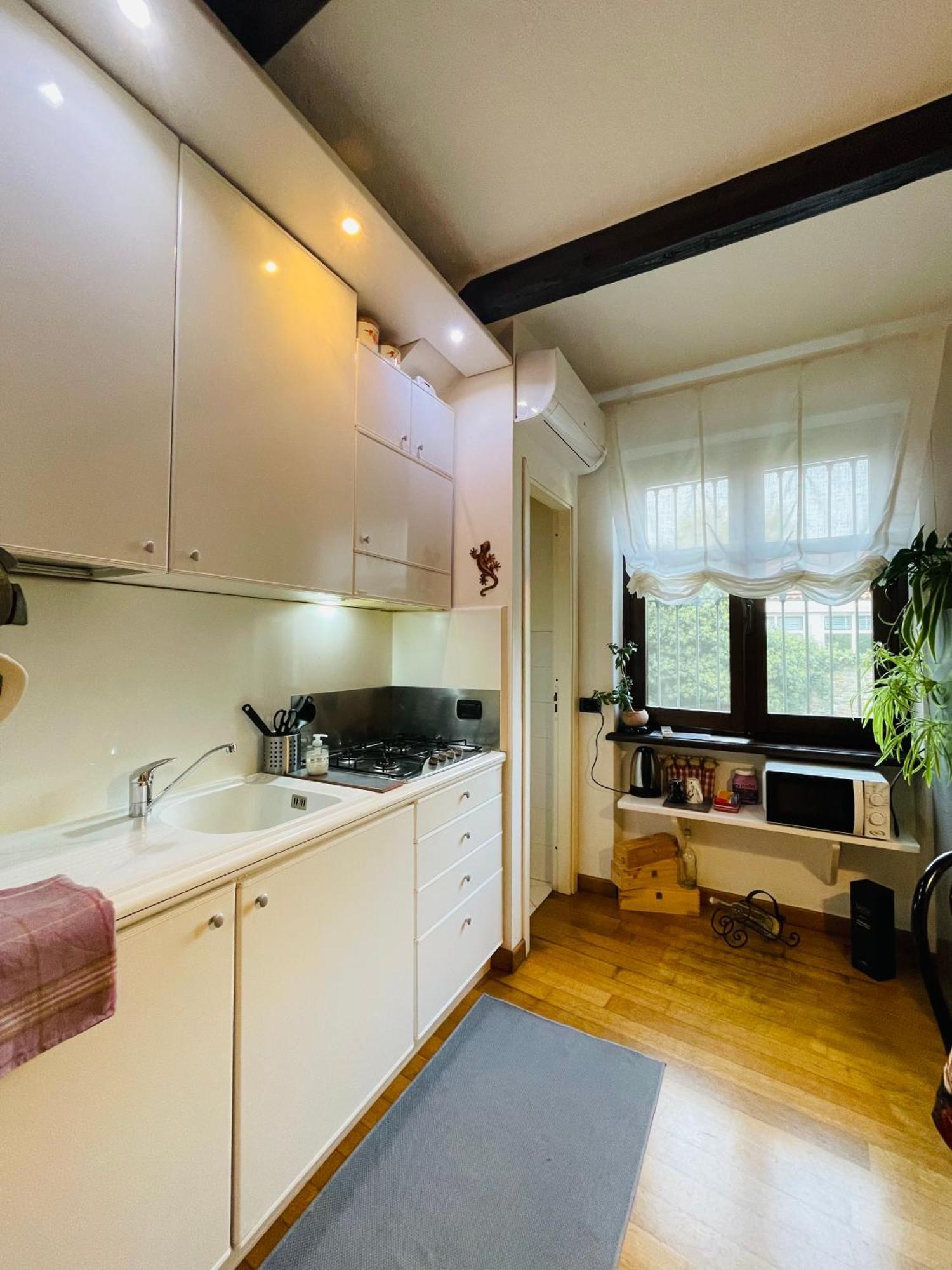 Casa Caroli, Charme E Comfort Nel Cuore Di Alba 외부 사진