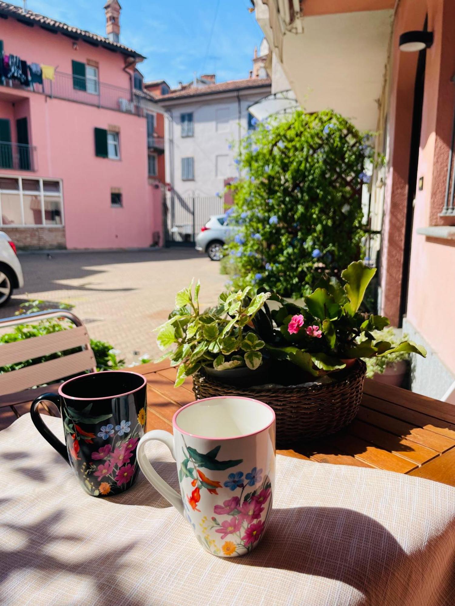 Casa Caroli, Charme E Comfort Nel Cuore Di Alba 외부 사진